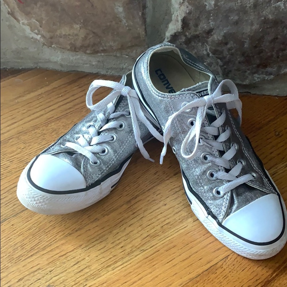 Converse metallic silver